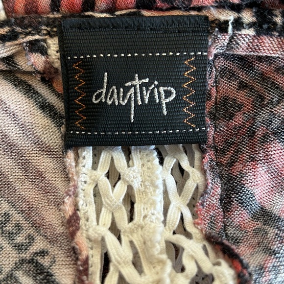 DAYTRIP BOHO TOP - Picture 4 of 4